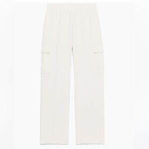 NWOT Aritzia Wilfred highlight cargo pants L